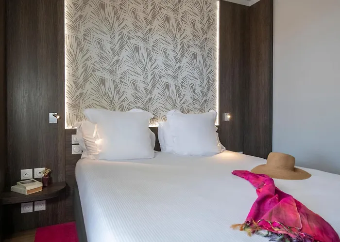 Best Western Premier Le Patio Des Artistes Wellness Jacuzzi